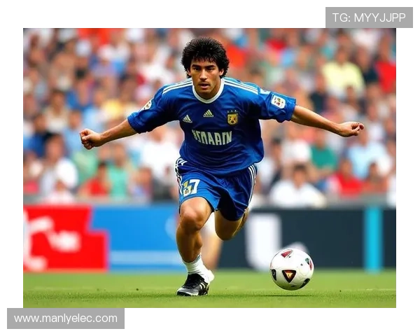 带兰的足球明星们如何在绿茵场上展现独特魅力与风采